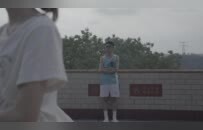 家暴纵火者死刑落地，“子告父”的陈昌雨在重建他的生活